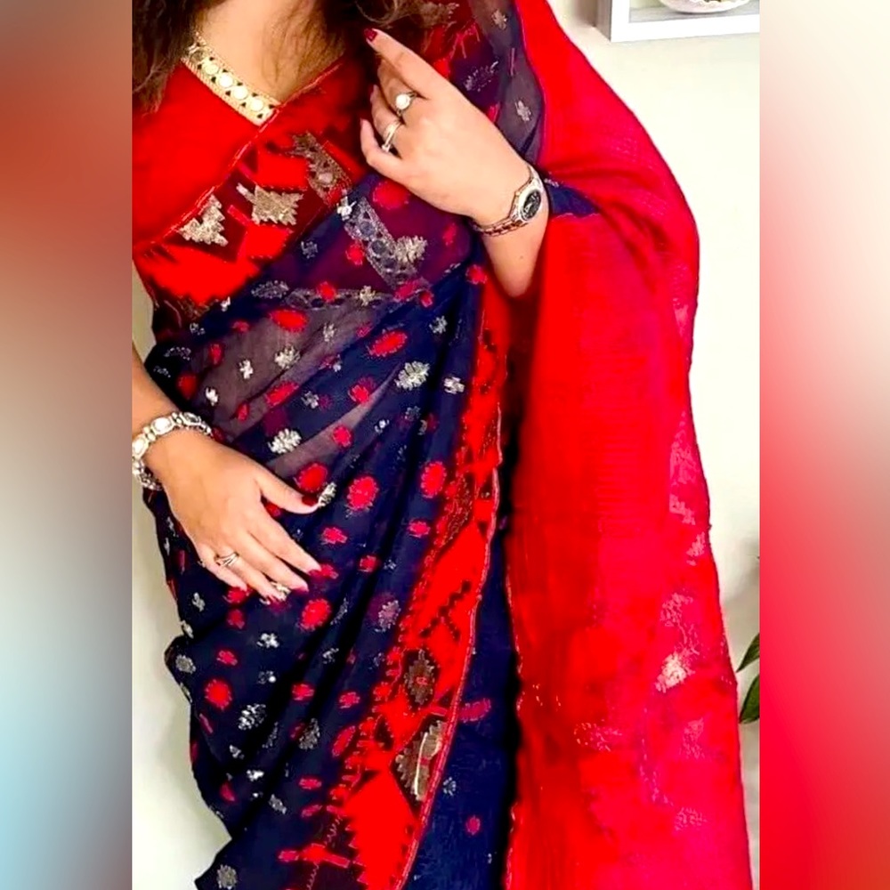 Authentic Handwoven Bangladeshi Half Silk Dhakai Jamdani Saree